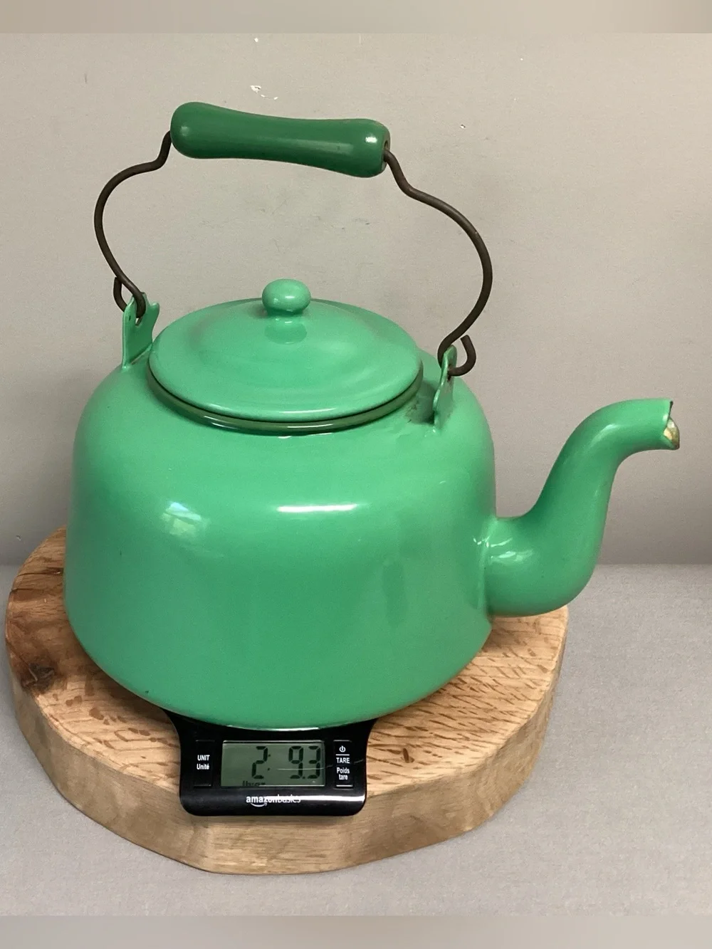 🟢 Vintage - Beautiful Mint Green Tea Kettle - Wood Handle - Heavy Craftsmanship